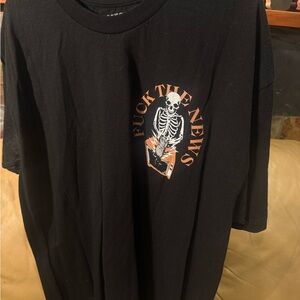 Edgy Black Skeleton Graphic Men's T-Shirt